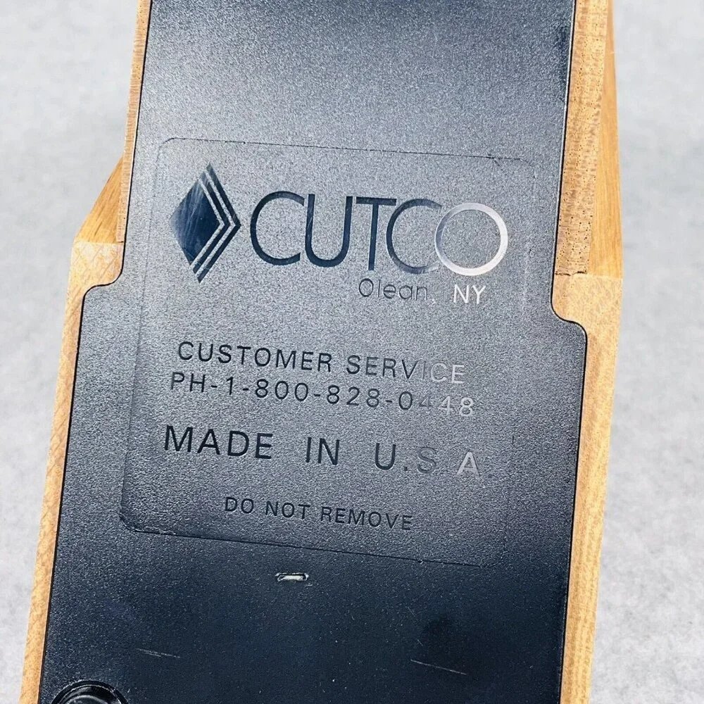 Cutco Studio #1751 Wood Knife Block 8 Slot Solid‎ Honey Oak Made in USA